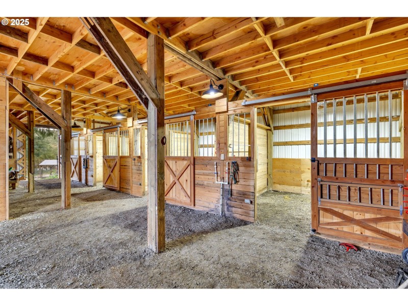 Barn