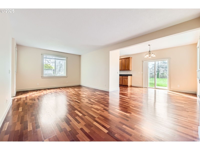 Living Room/Dining Room