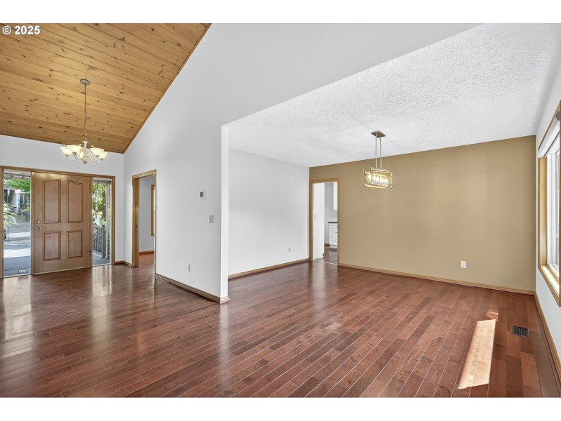 Living Room/Dining Room