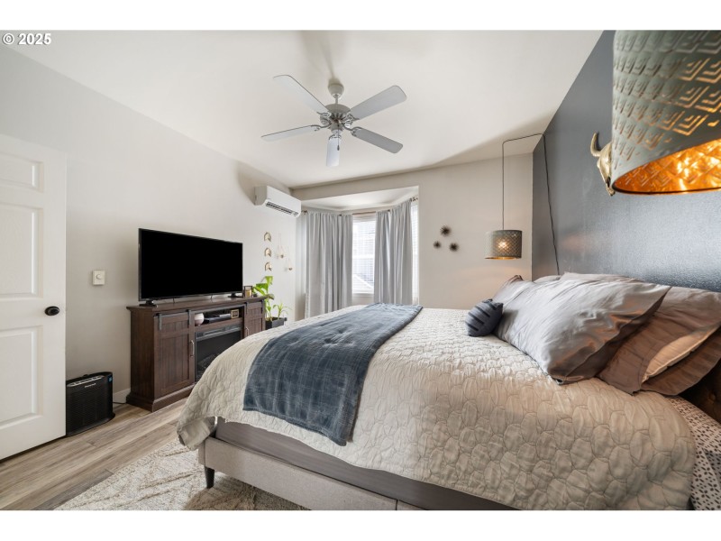 Owner's Suite Bedroom