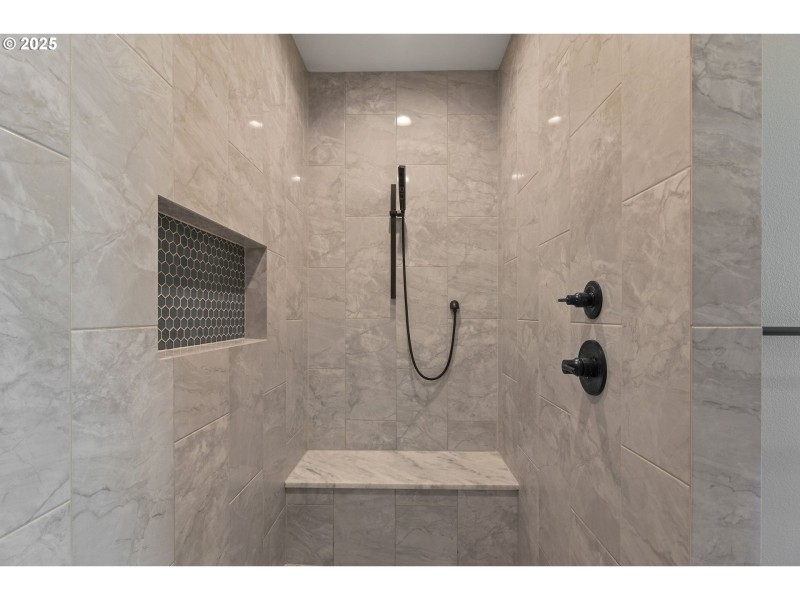 Owner's Suite Bathroom