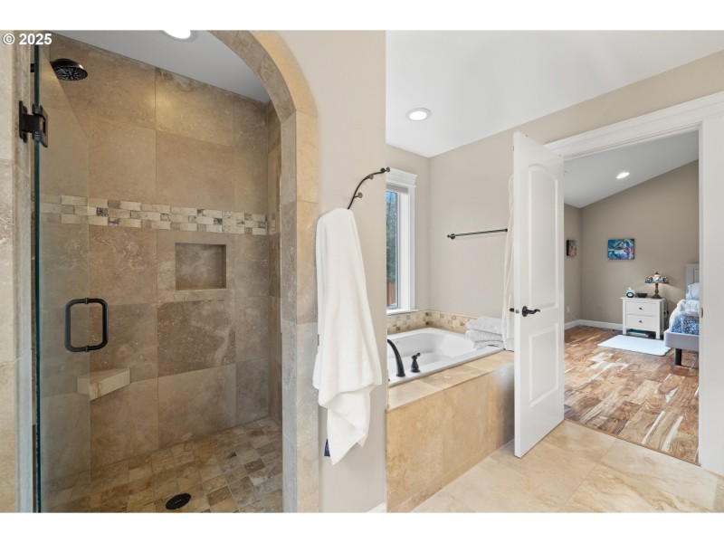 Bathroom, Attached