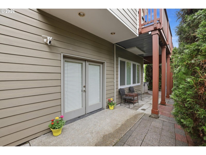 Guest Quarters