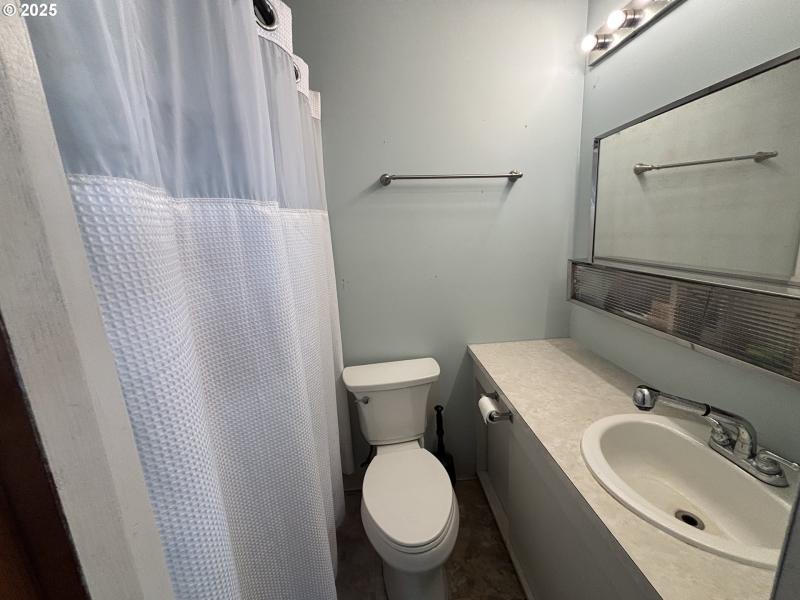 Owner's Suite Bathroom