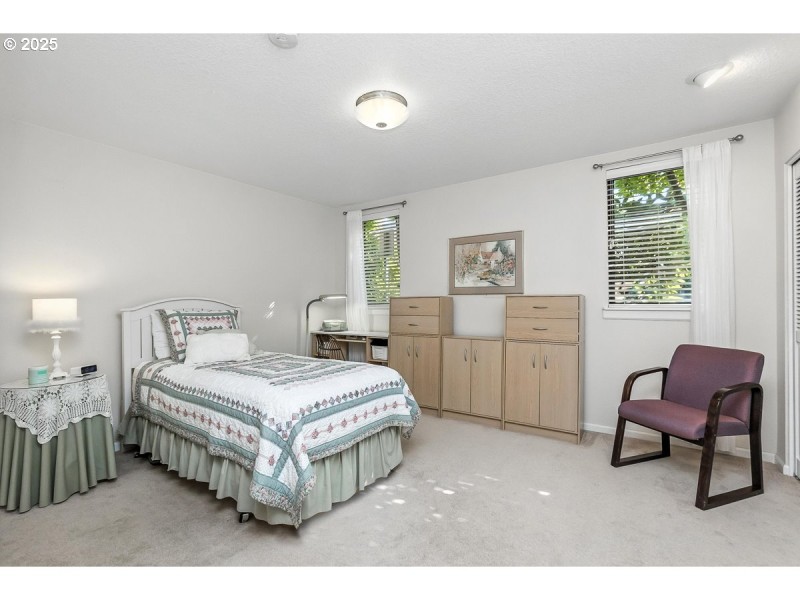 Bedroom, Primary