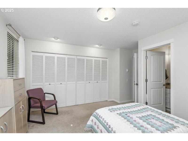 Bedroom, Primary