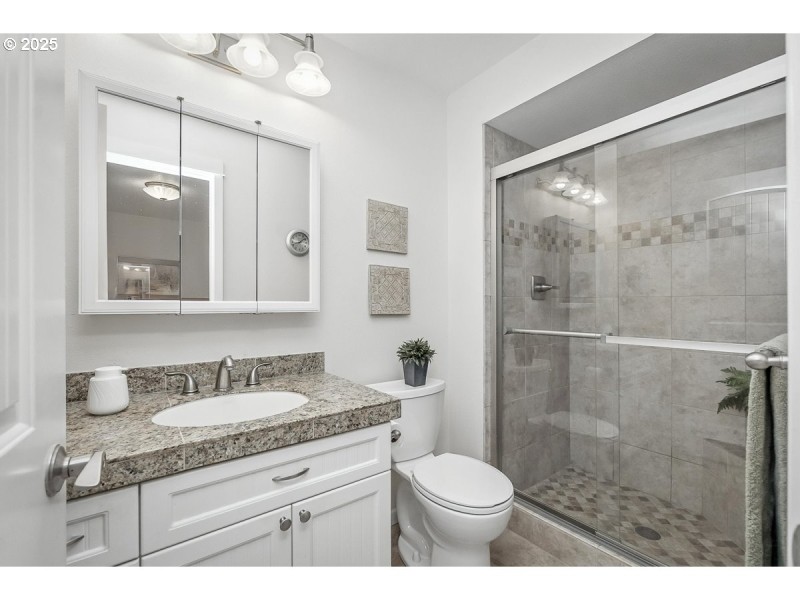 Bathroom, Attached