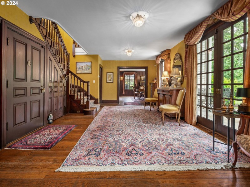 Entrance/Foyer