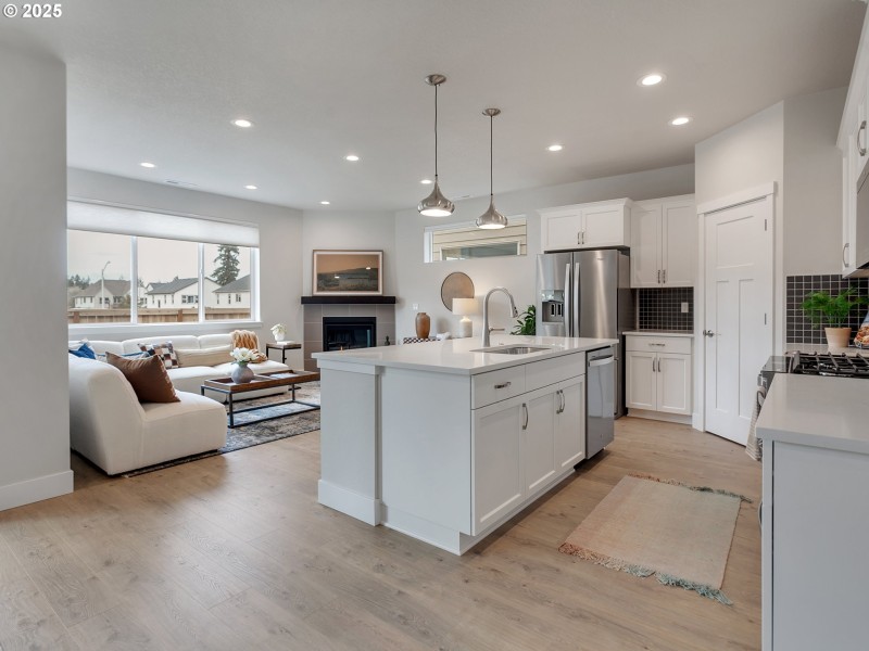 Kitchen/Living Room
