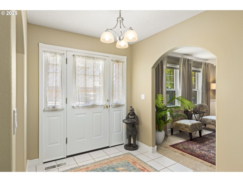 Entrance/Foyer
