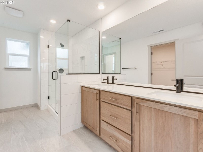 Owner's Suite Bathroom