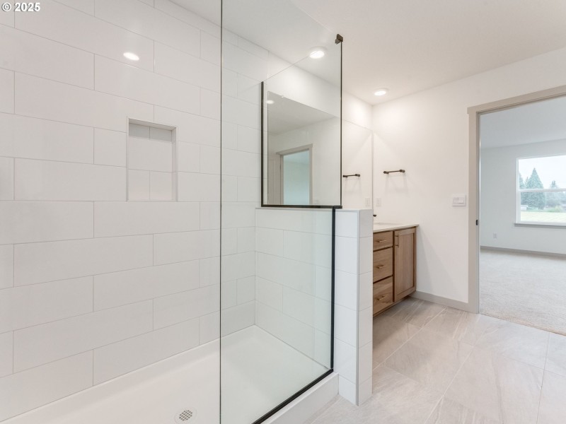 Owner's Suite Bathroom