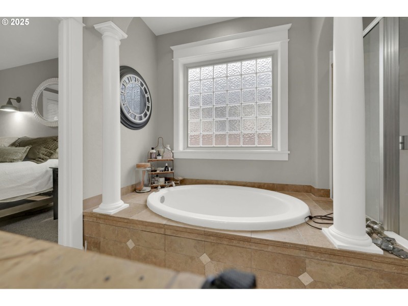 Owner's Suite Bathroom