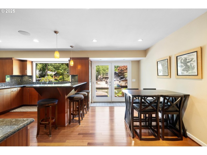 Kitchen/Nook