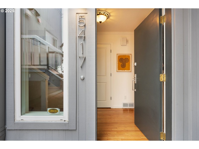 Entrance/Foyer