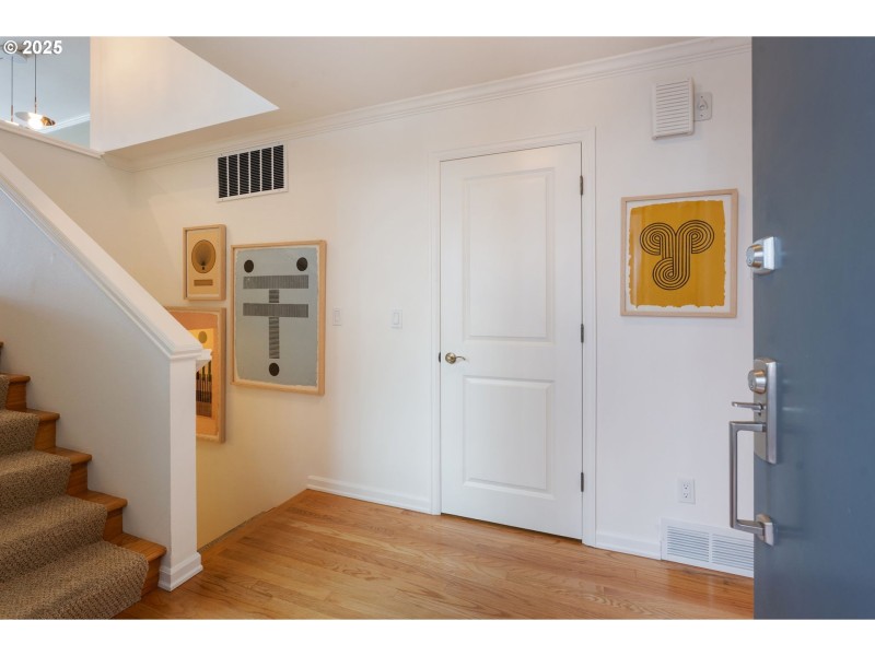 Entrance/Foyer