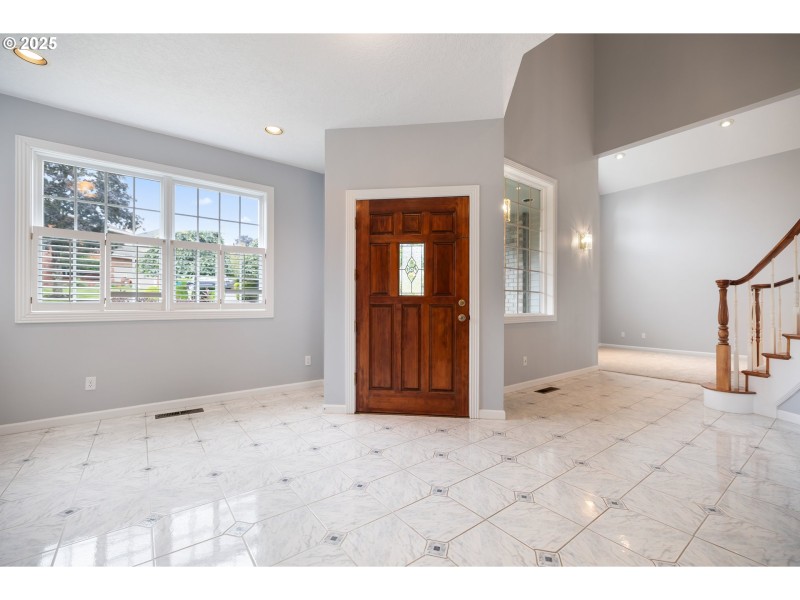Entrance/Foyer