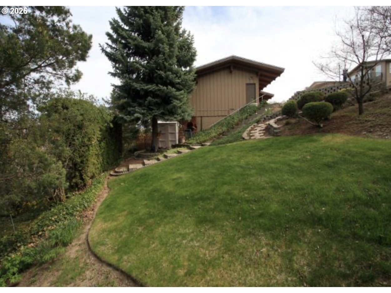 000 COLLEGE ST, MiltonFreewater, OR 97862