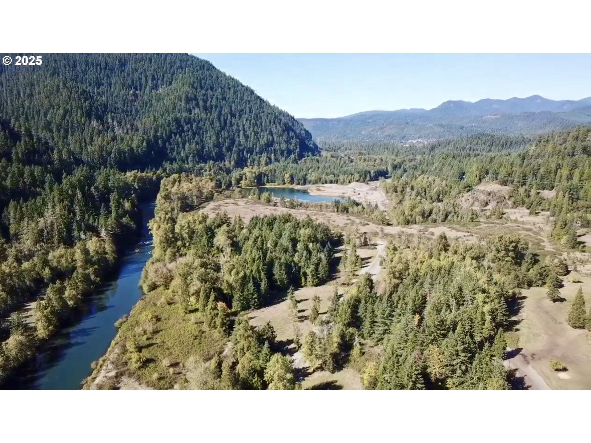 49064 Hills Creek RD, Oakridge, OR 97463