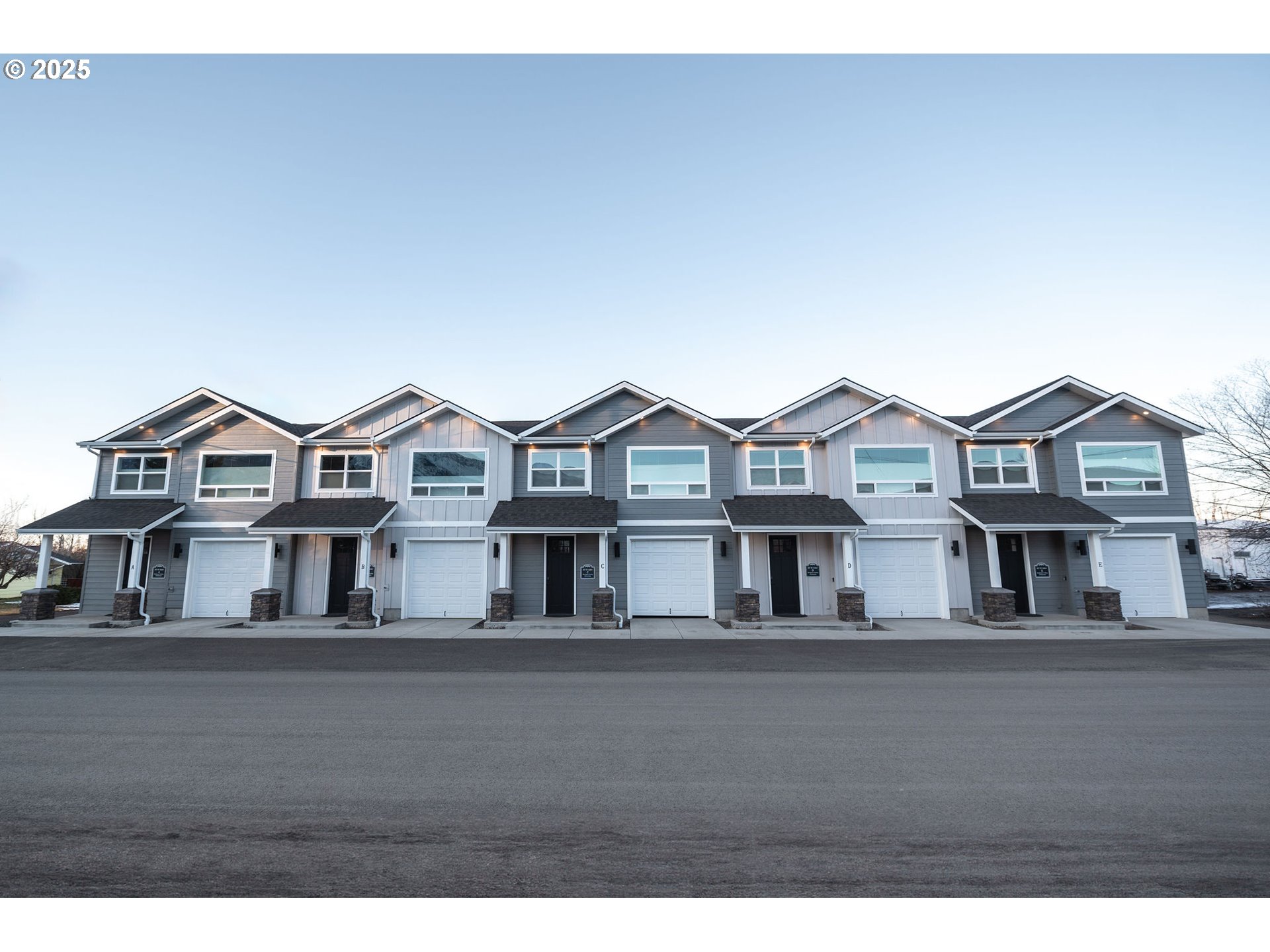 107 ALDER ST, Joseph, OR 97846
