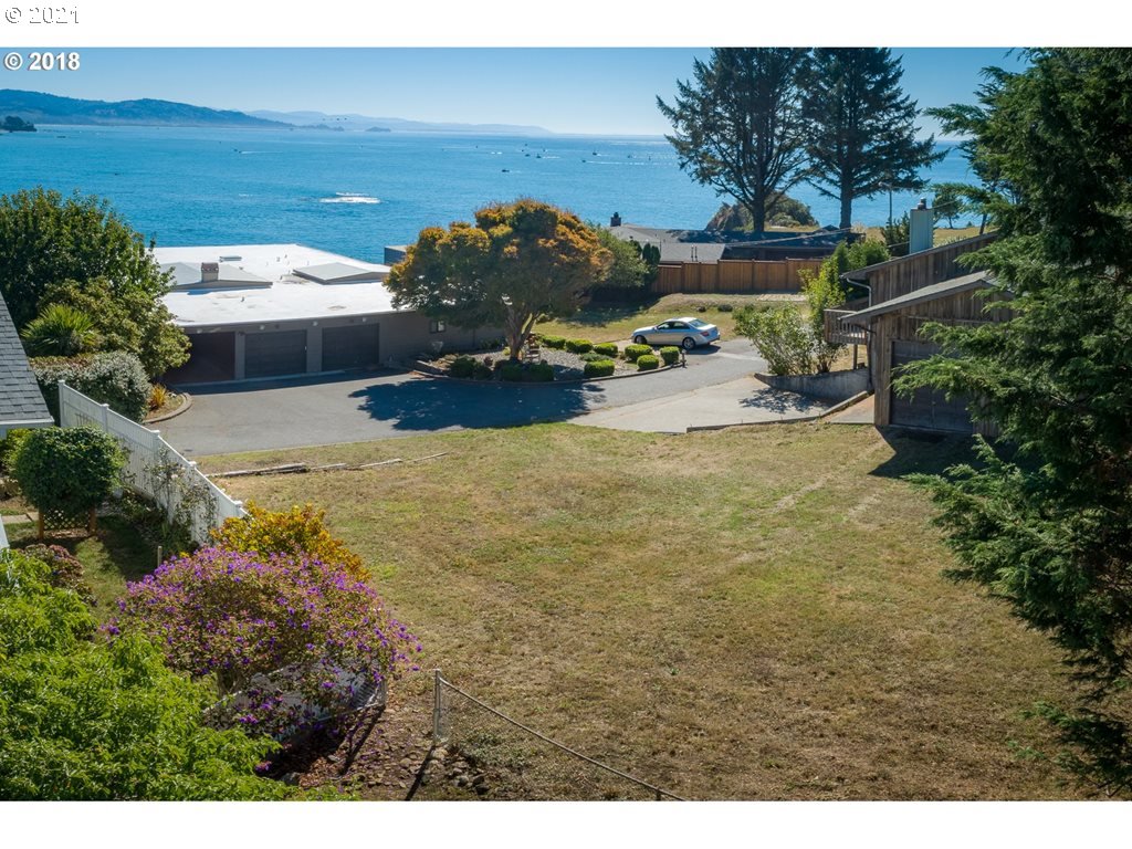 Otter TER, Brookings, OR 97415