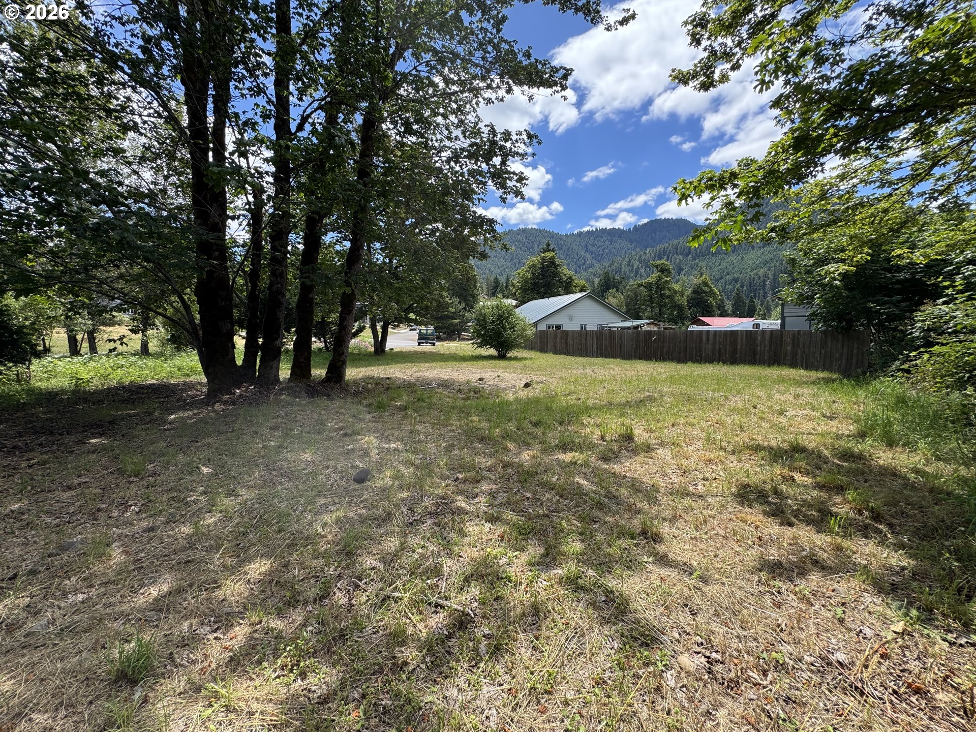48471 ROARING RAPIDS WAY, Oakridge, OR 97463