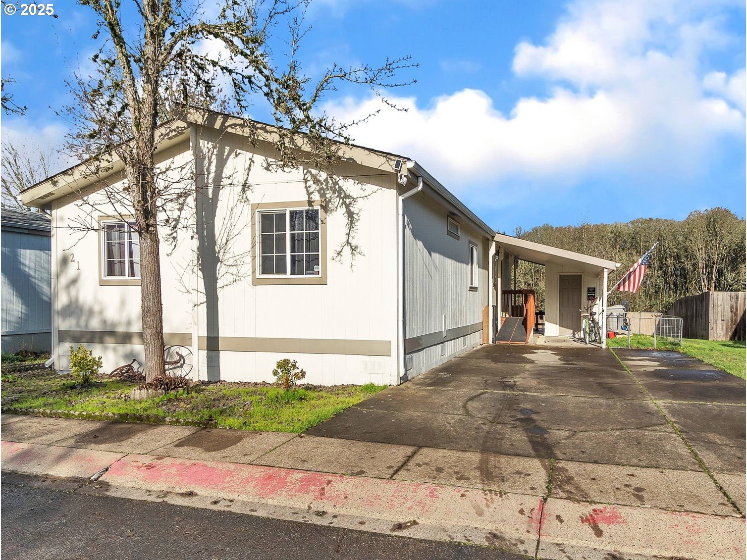 777 COLLEGE PARK DR, Albany, OR 97322