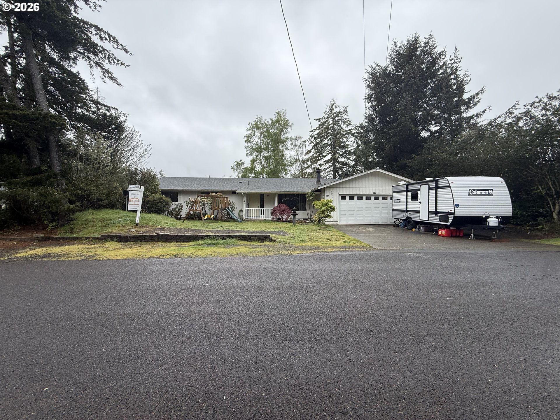 5590 SHORE DR, Florence, OR 97439