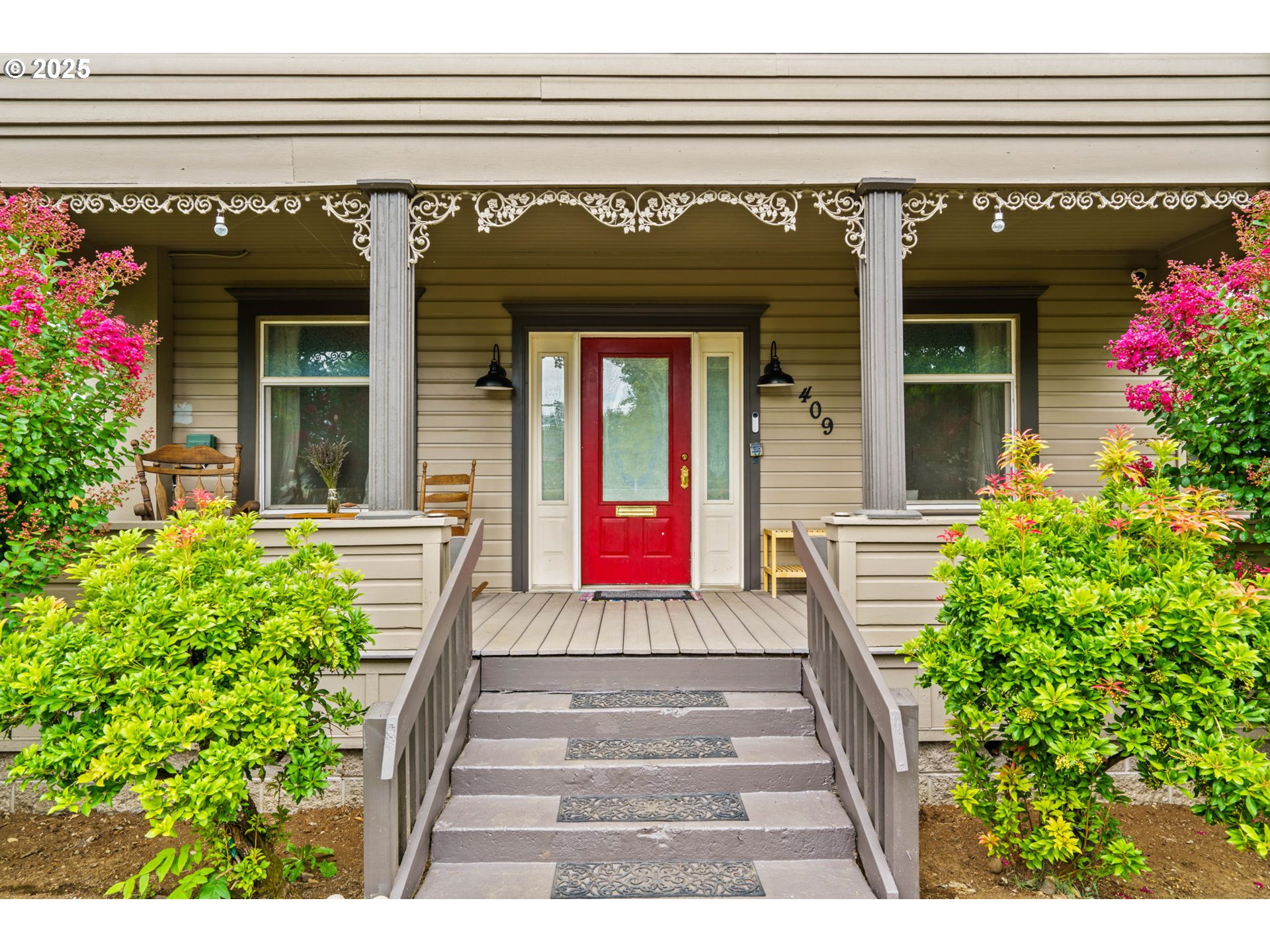 409 8TH ST, CottageGrove, OR 97424