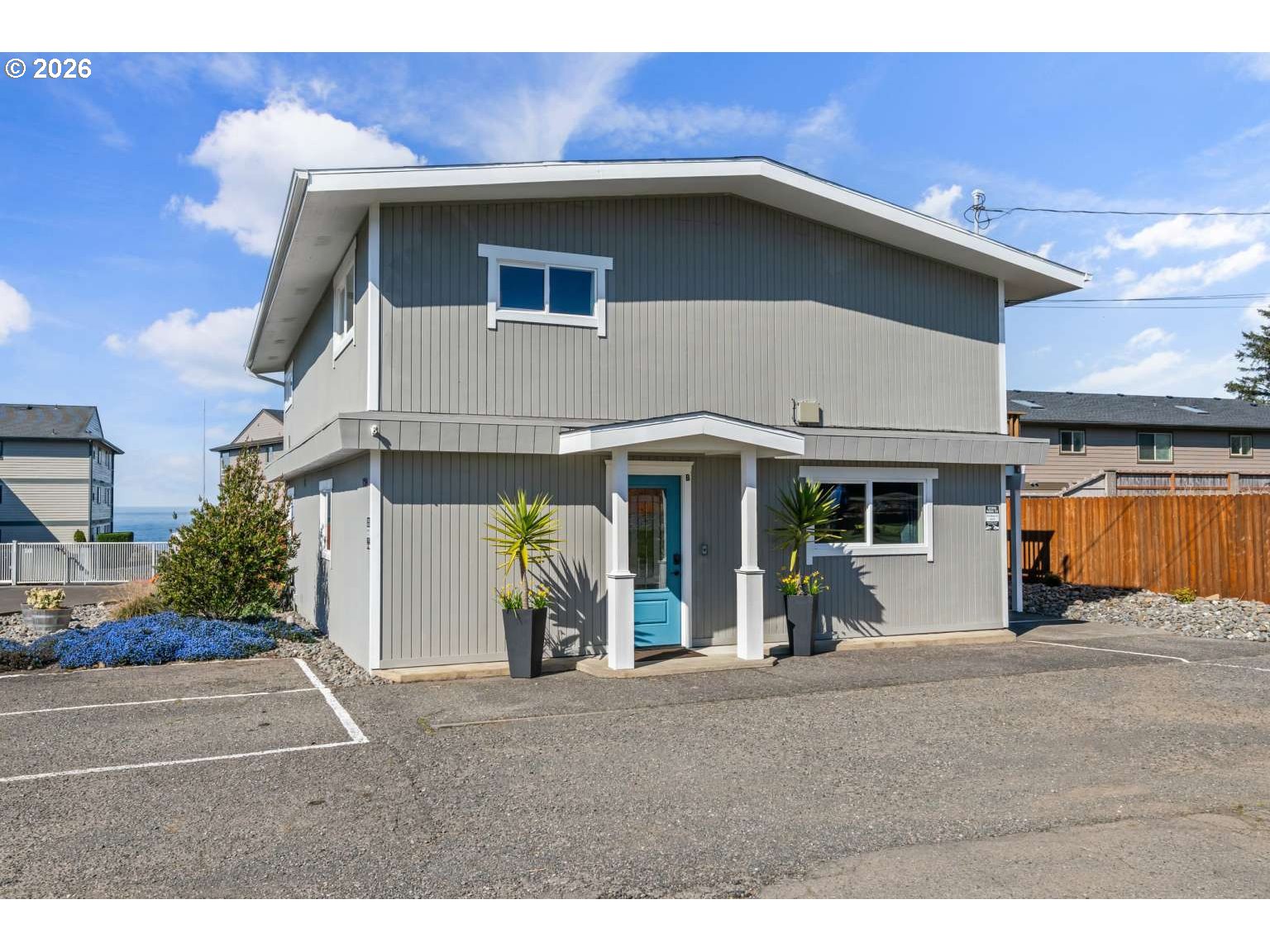 1214 MOORE ST, Brookings, OR 97415