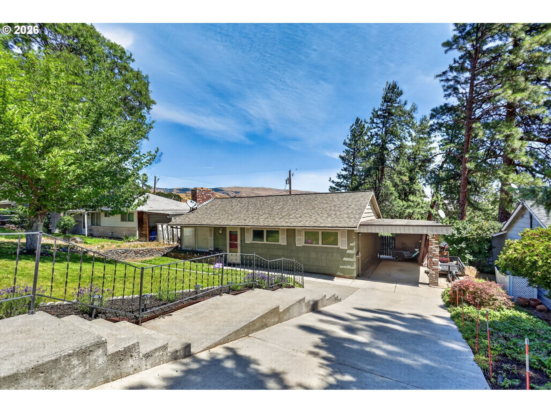 3331 13TH ST, TheDalles, OR 97058