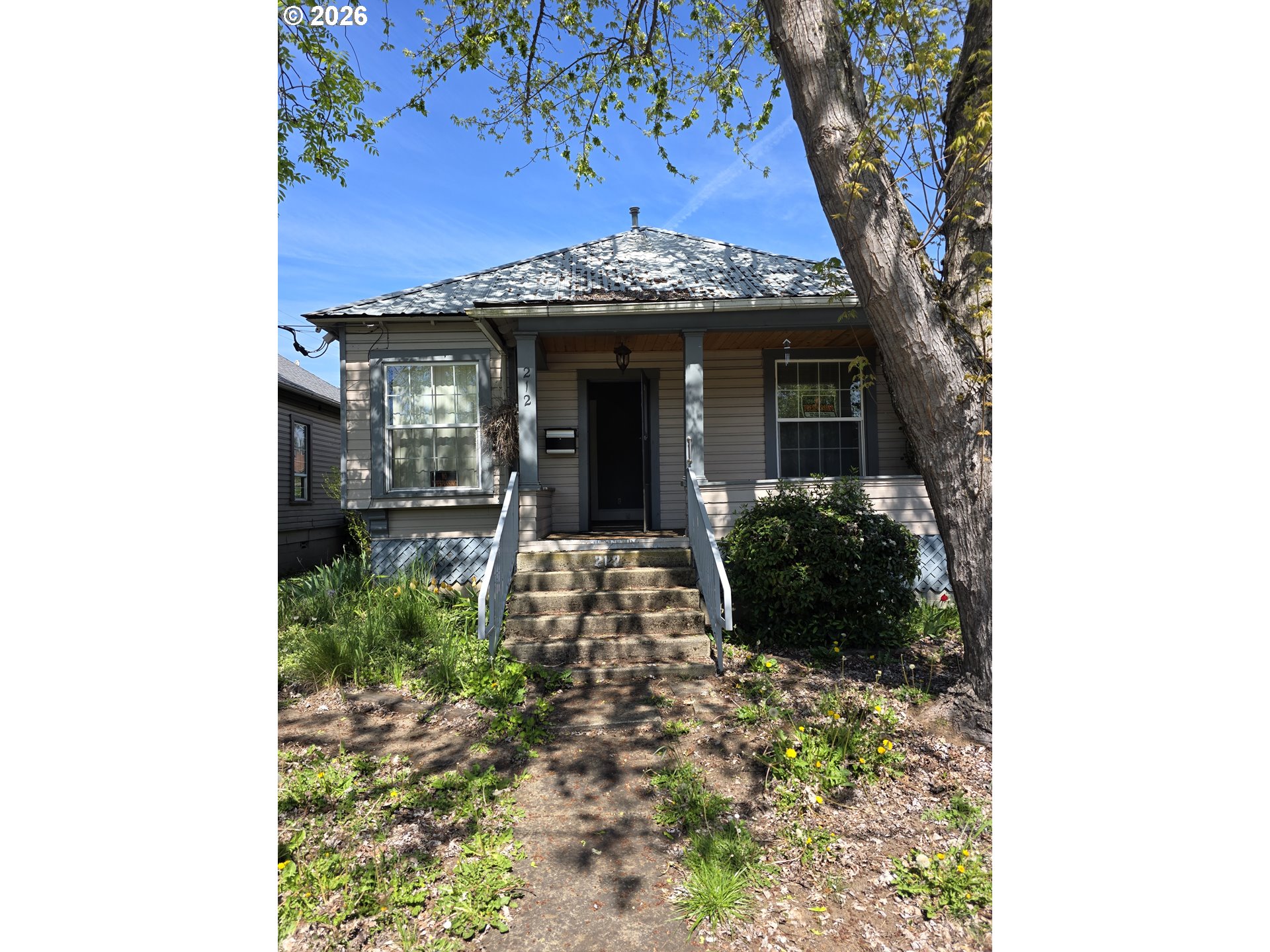 212 MOSHER AVE, Roseburg, OR 97470