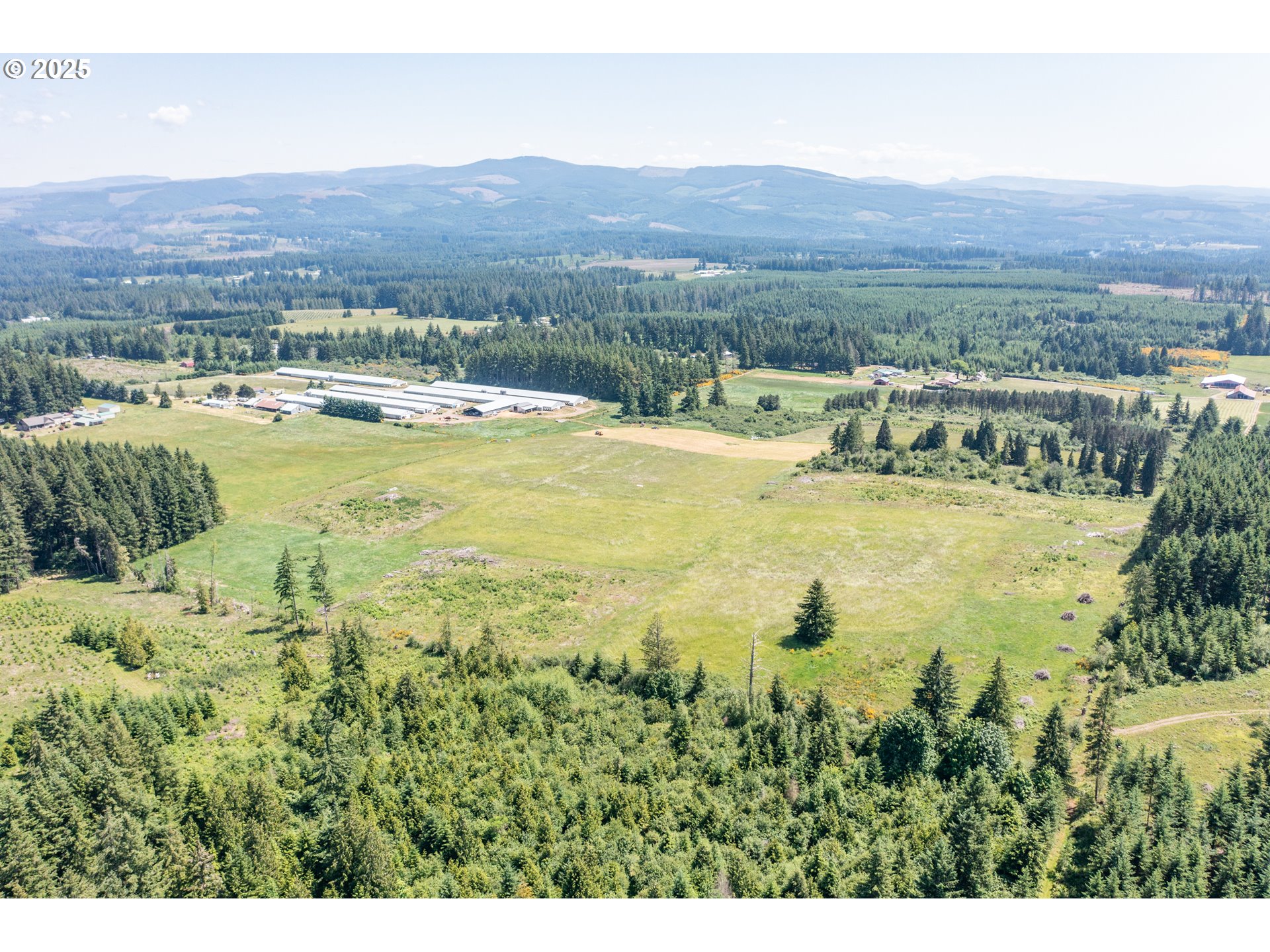 22411 SCHRAM RD, Beavercreek, OR 97004