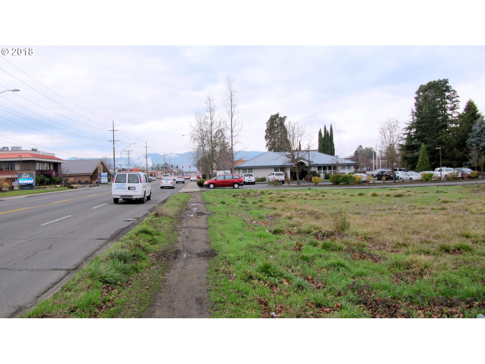 1411 McAndrews RD, Medford, OR 97504