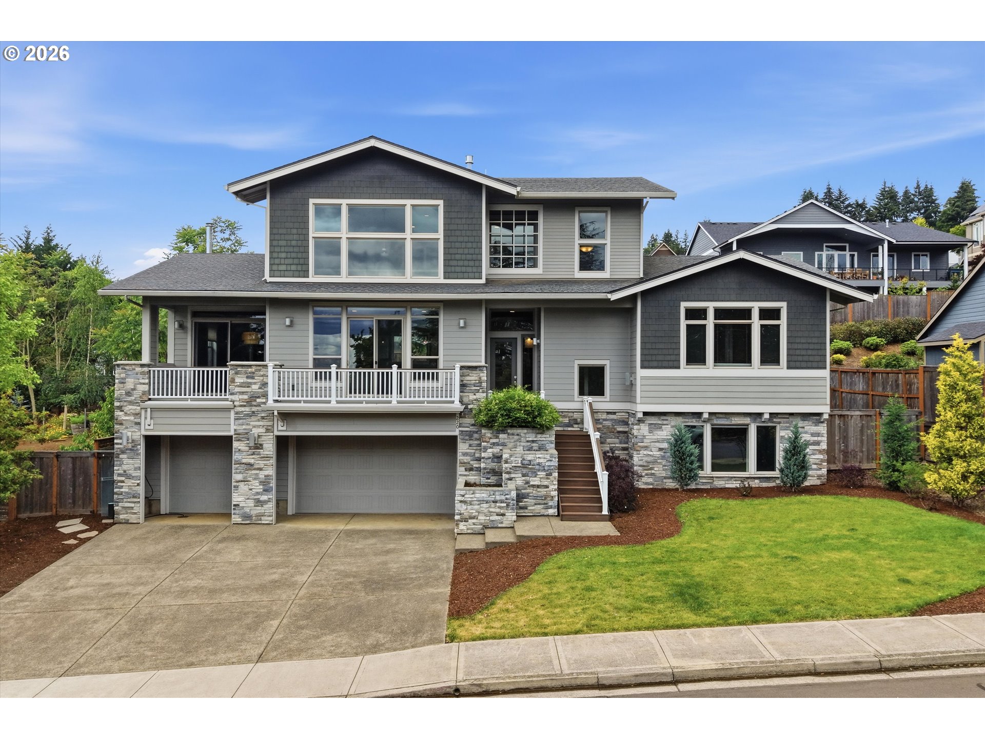 220 DOGWOOD DR, Dundee, OR 97115