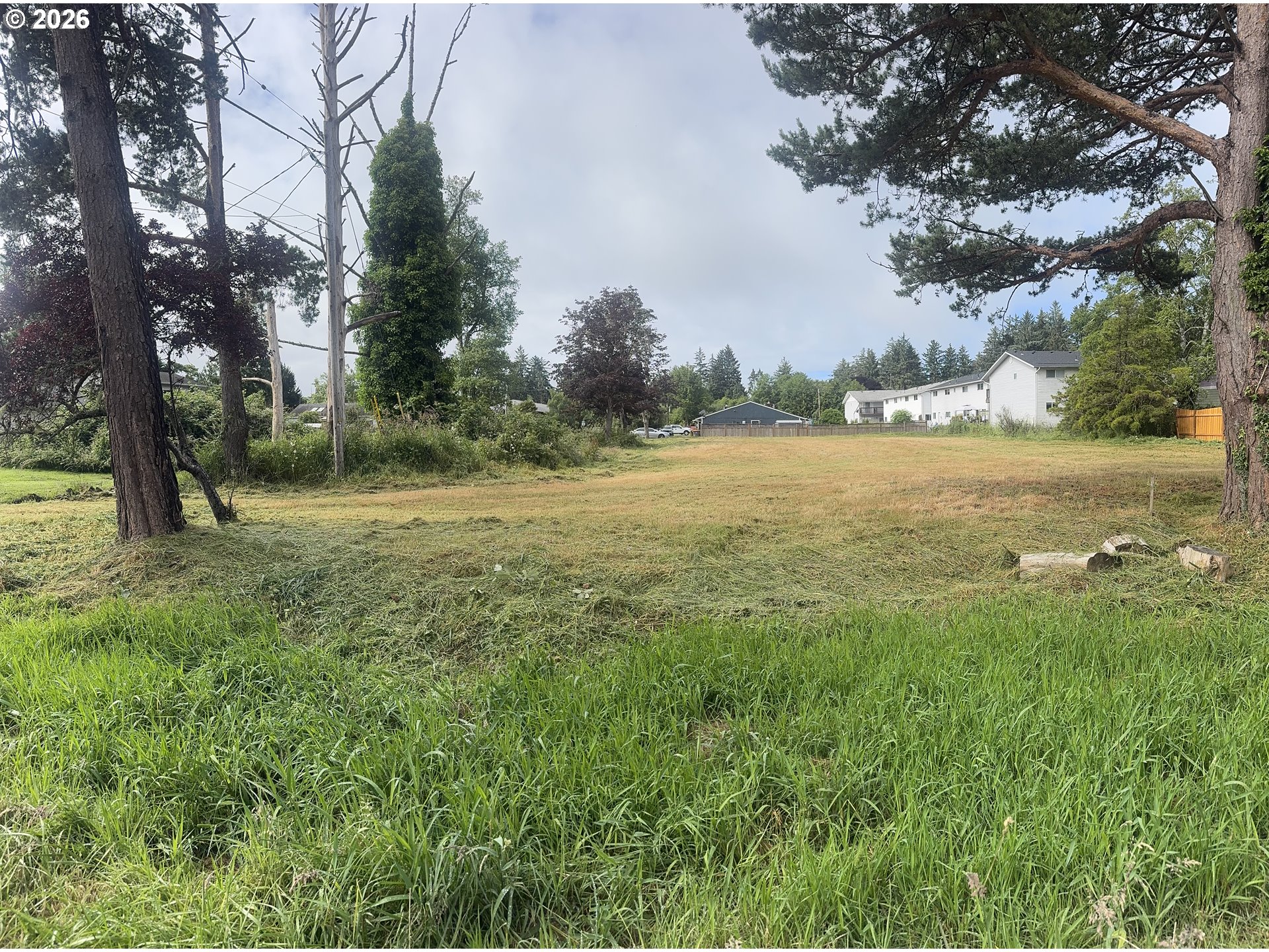 135 1ST ST, Warrenton, OR 97146