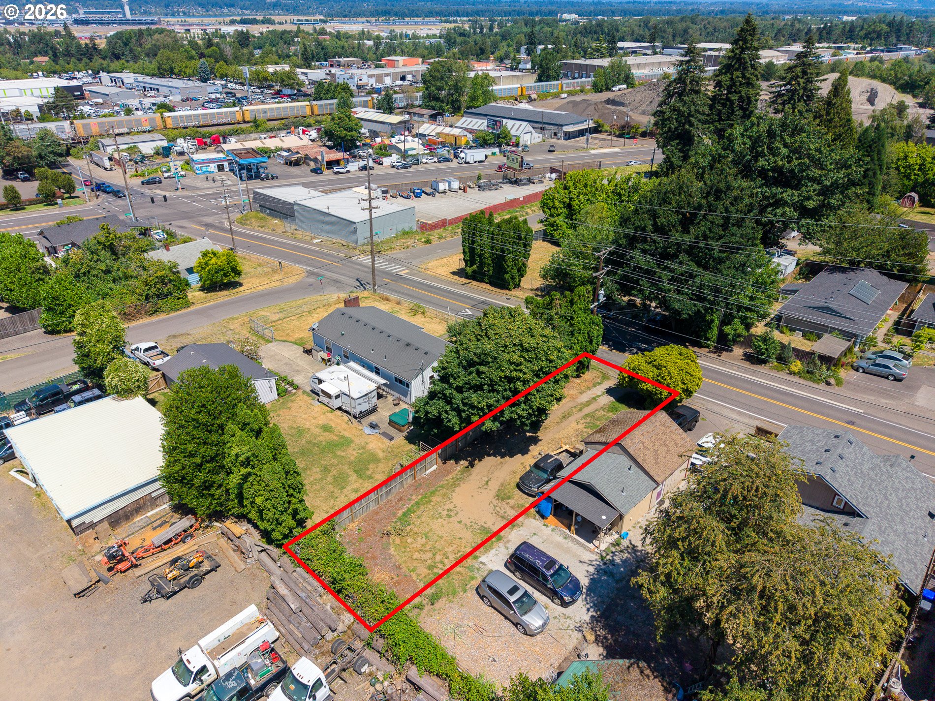 5947 60TH AVE, Portland, OR 97218