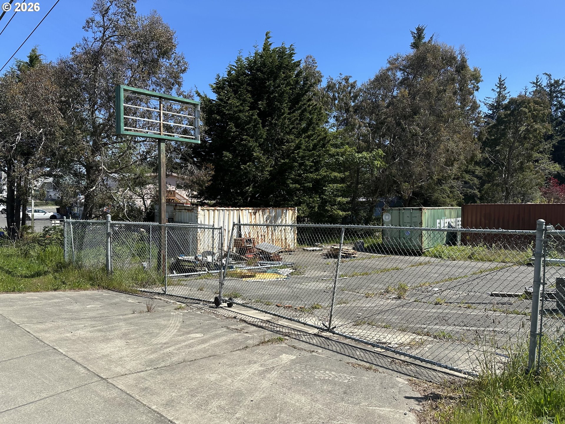 755 EMPIRE BLVD, CoosBay, OR 97420
