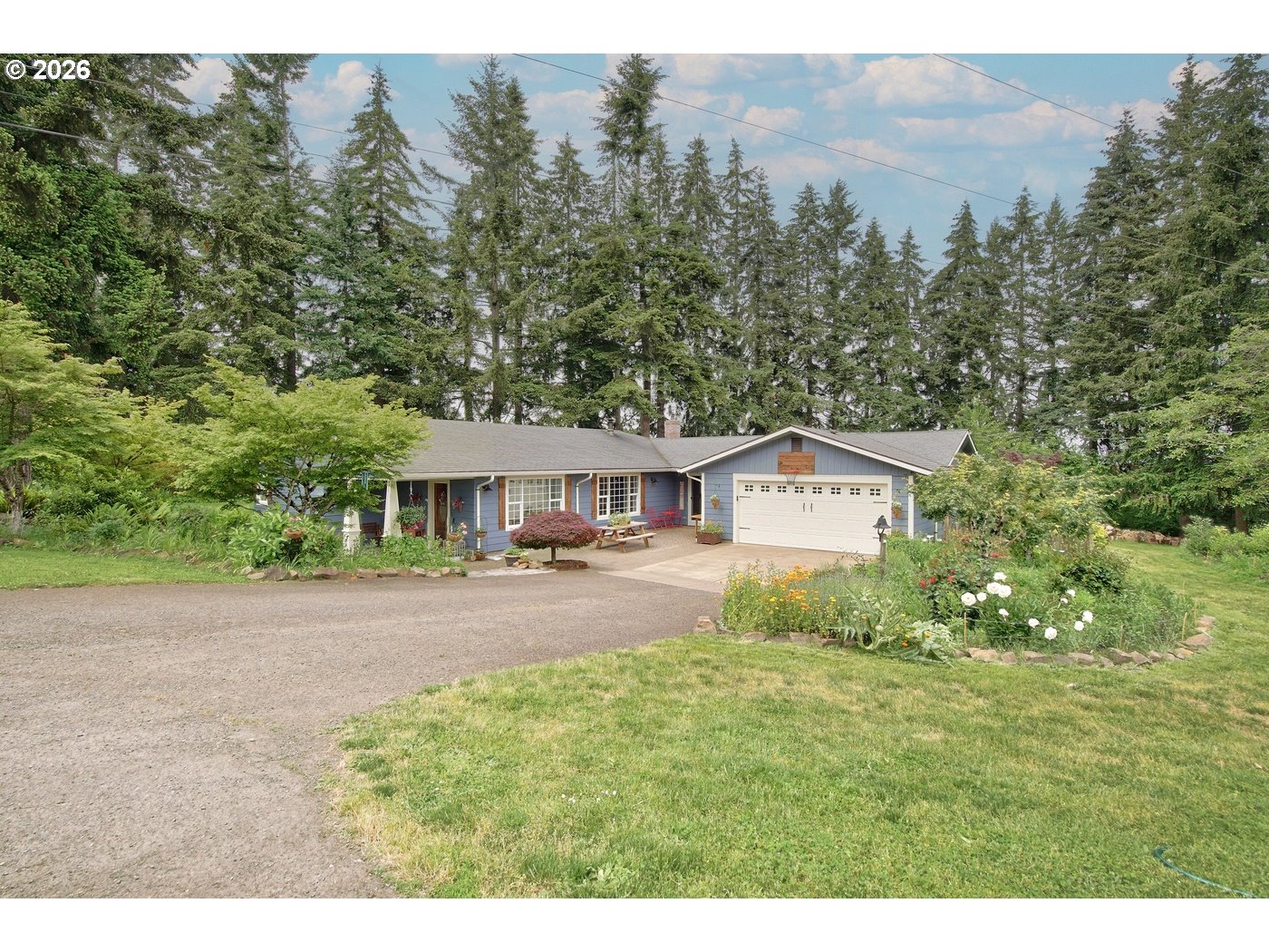 14722 CEDAR LN, Silverton, OR 97381