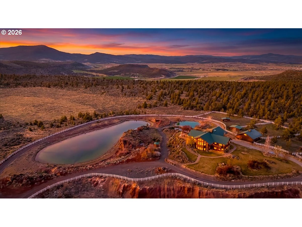 1299 MCDANIEL RD, PowellButte, OR 97753