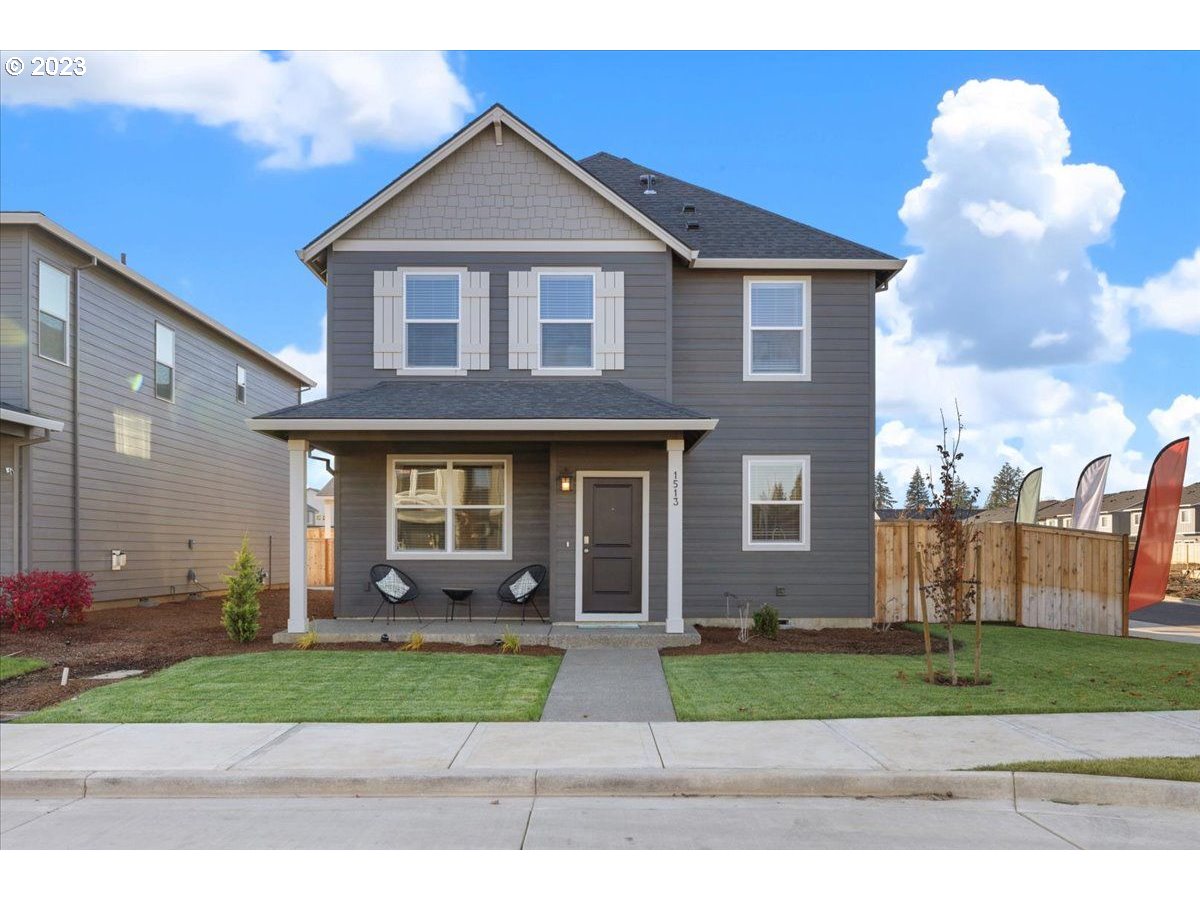 1235 32nd AVE, Cornelius, OR 97113