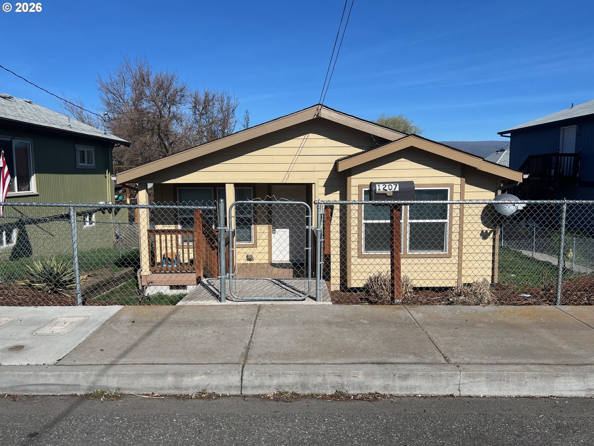 1207 10th, TheDalles, OR 97058