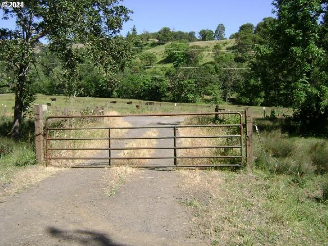 NEWTON CREEK RD, Roseburg, OR 97470