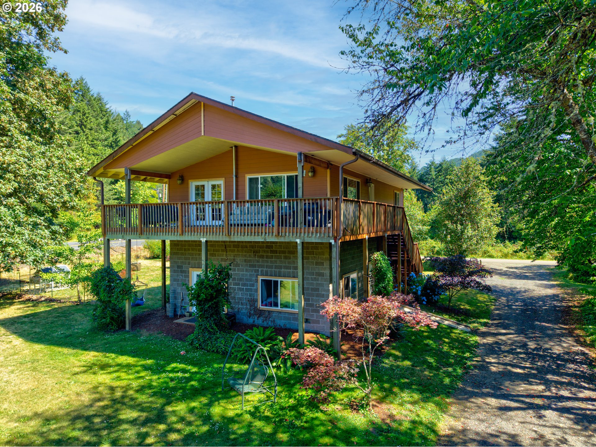 123 BURCHARD DR, Scottsburg, OR 97473