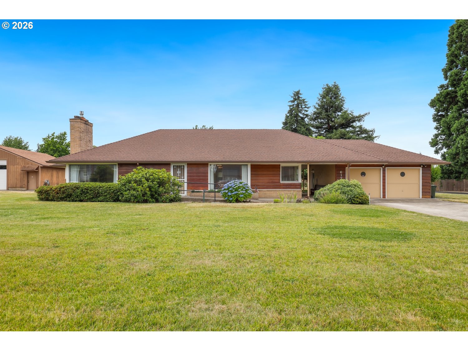 617 KNIGHTS BRIDGE RD, Canby, OR 97013