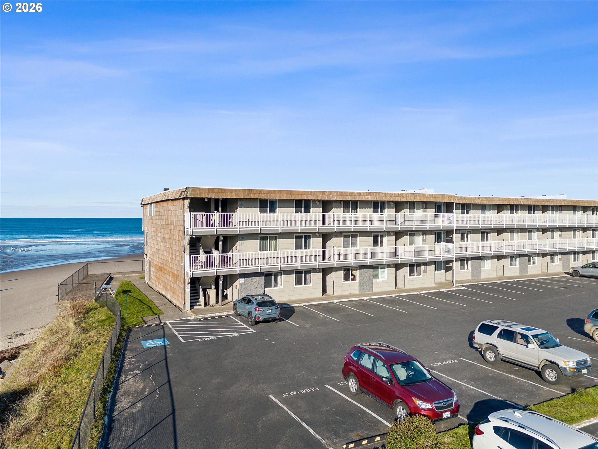145 INLET AVE, LincolnCity, OR 97367
