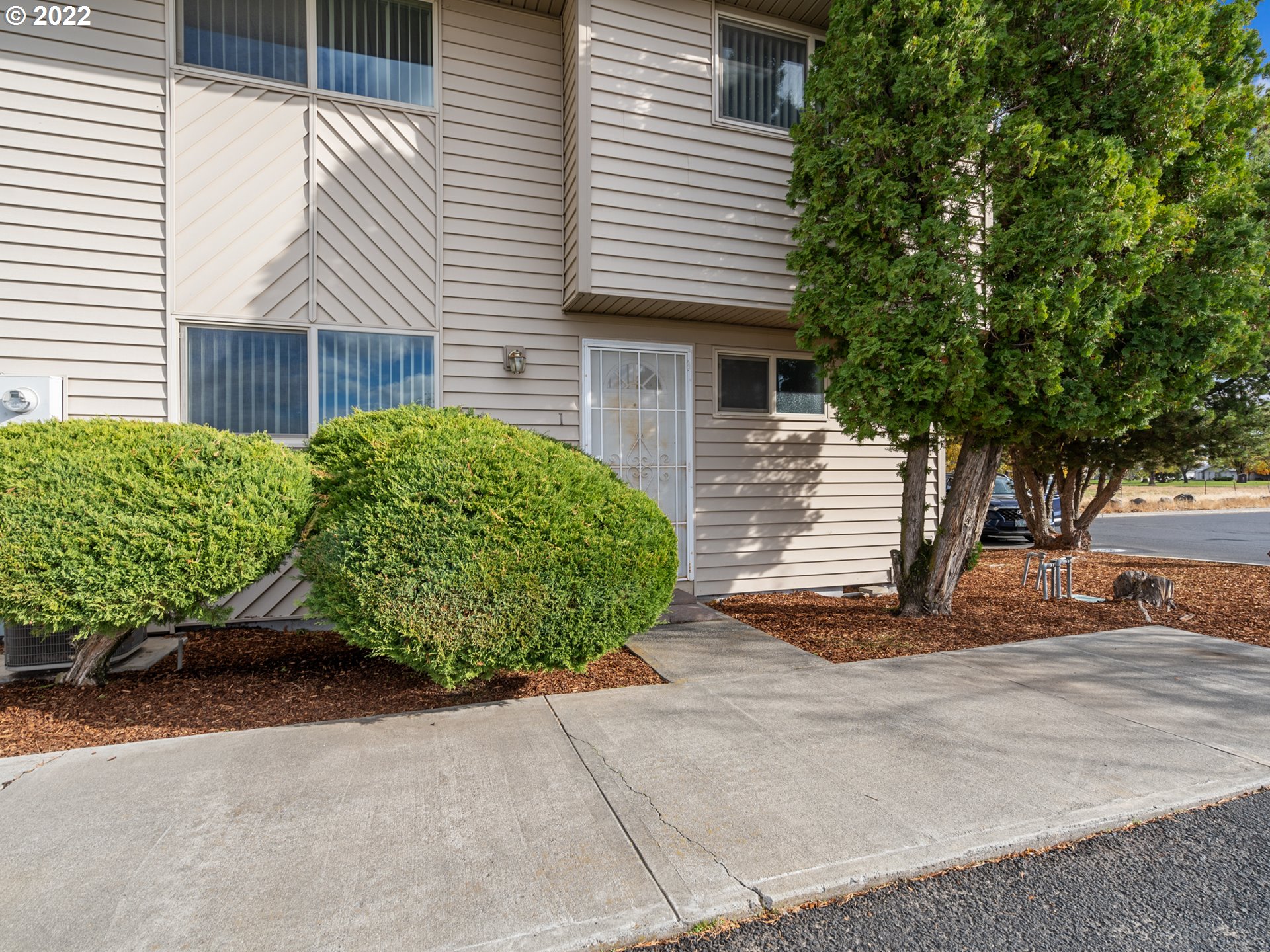 316 Klickitat ST, Umatilla, OR 97882