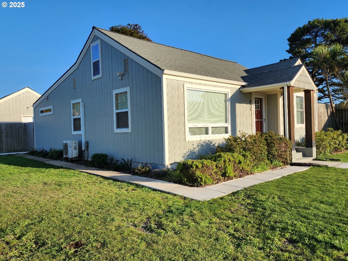 928 OREGON ST, PortOrford, OR 97465