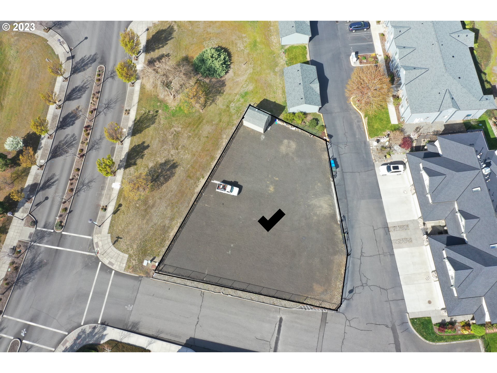 LONE PINE LN, TheDalles, OR 97058