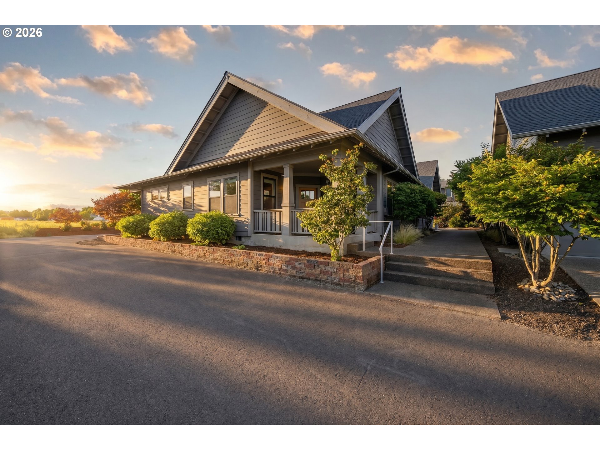 986 BERKELEY LN, Monmouth, OR 97361